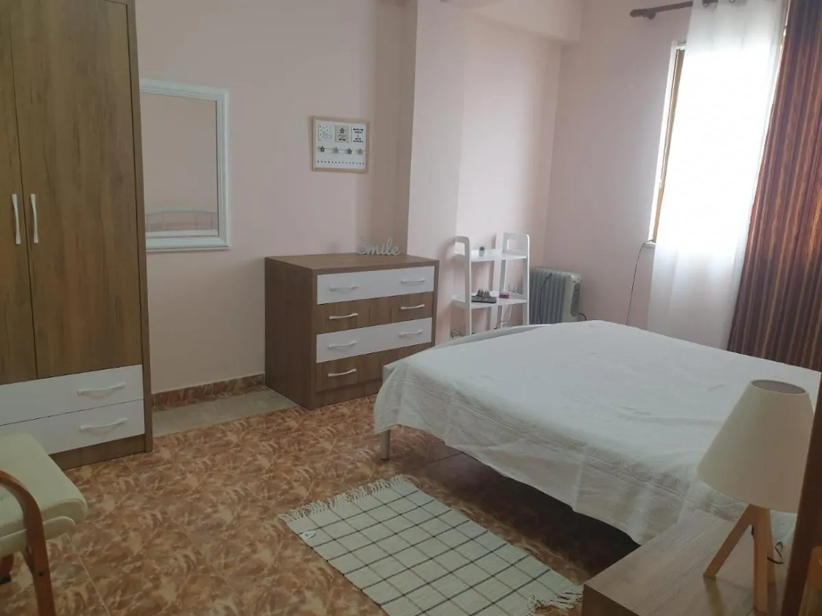 Jozi Kaiser Apartment 4 Durrës