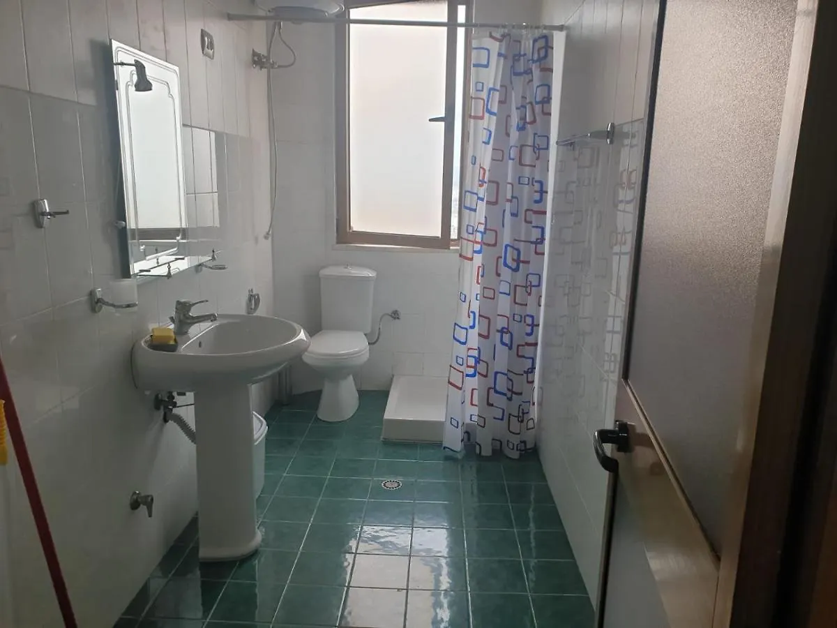 Jozi Kaiser Apartment 4 Durrës